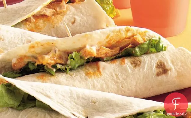 Slow-Cooker Buffalo Chicken Wraps