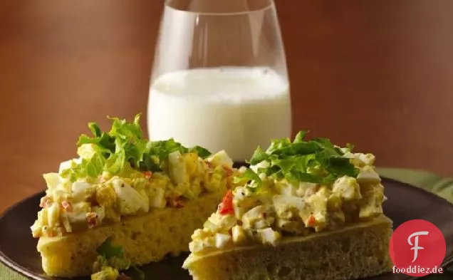 Eiersalat-Sandwiches mit offenem Gesicht