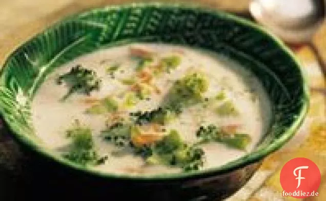 Cheesy Brokkoli-Kartoffelsuppe