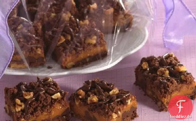 Doppel-Schokolade und Karamell Bars (Cookie Austausch Menge)