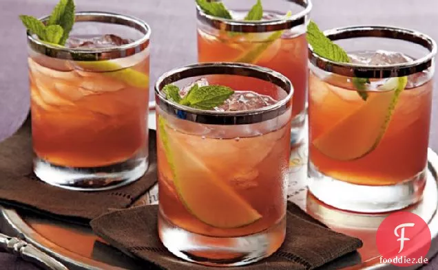 Birnen-Cranberry-Cocktail