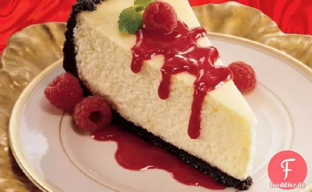 Orangenkäsekuchen mit Himbeersauce