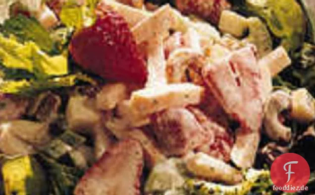 Geräucherter Truthahnsalat mit Erdbeeren