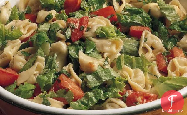 Warf Tortellini-Salat