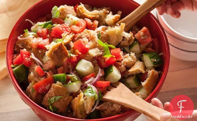 Panzanella (Toskanischer Brotsalat)