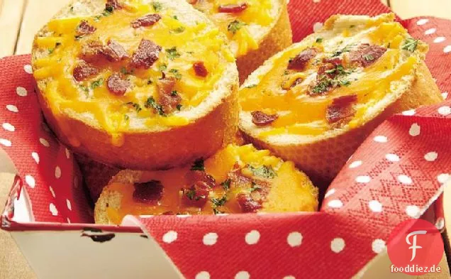 Gegrillter Speck-Cheddar-Brot