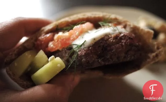 Lammburger mit Joghurtsauce