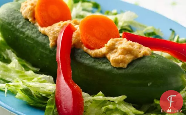 Karotte Hummus gefüllt Gurke Kanus