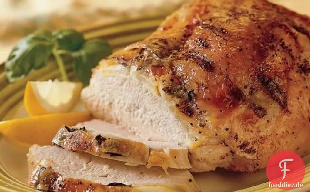 Gegrillte Putenbrust mit Zitrone und Basilikum