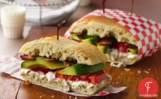 Speck -, Tomaten-und Avocado-Sandwich mit Chipotle Aioli