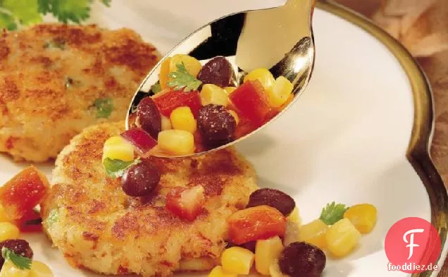 Krabbenkuchen mit Cilantro Salsa