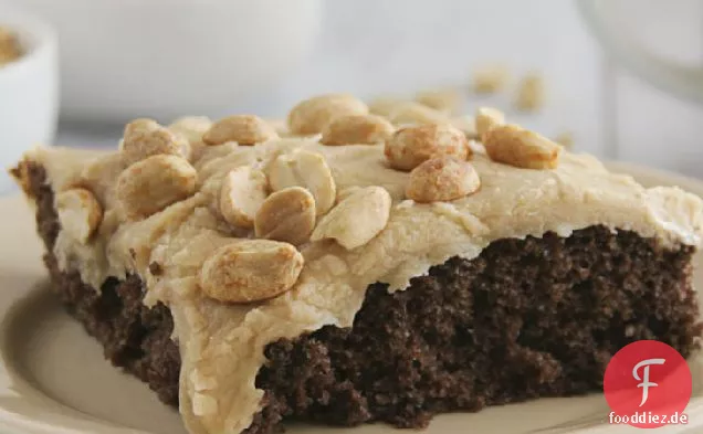 Schokoladenblattkuchen mit Erdnussbutterglasur