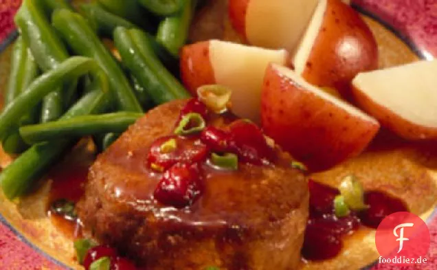 Wild mit Cranberry-Weinsauce