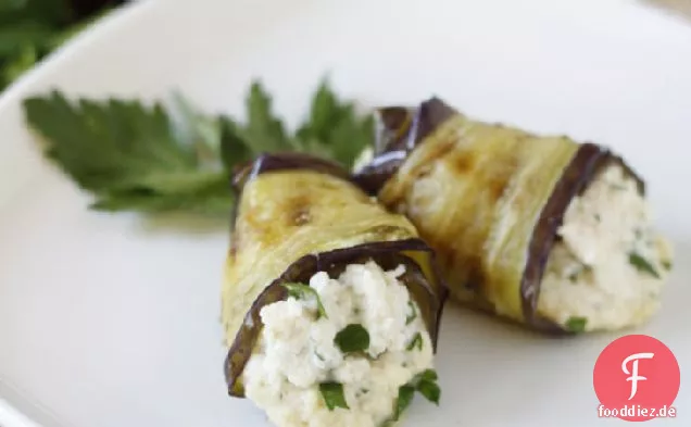 Gegrillte Auberginen-Roll-Ups