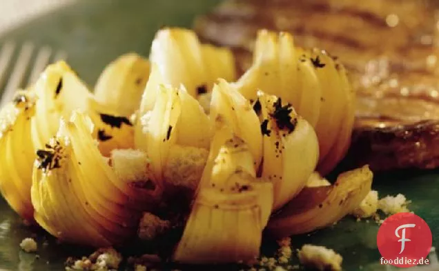 Gegrillte würzige Zwiebelblumen