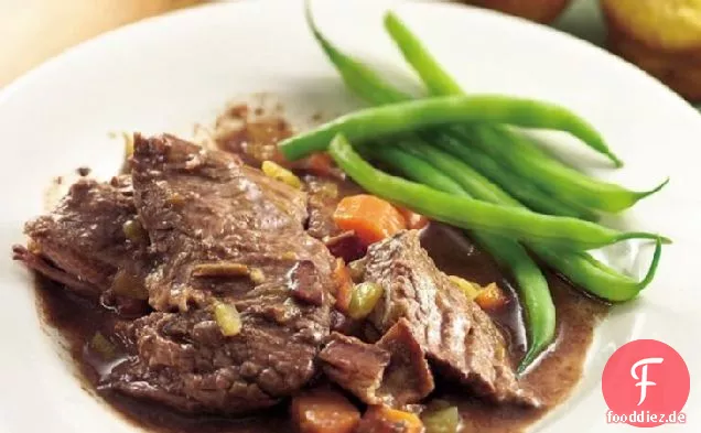 Slow-Cooker-Rinderbraten mit Speck-Chili-Soße