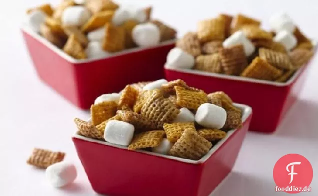 Heiß gebutterter Yum Chex® Mix