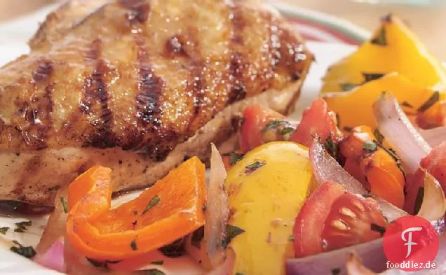 Gegrilltes italienisches Huhn und Gemüse
