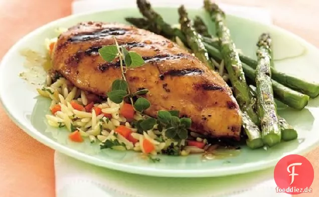 Gegrilltes Hähnchen mit Oregano-Pfirsich-Sauce