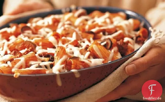 Käsiger Pizza-Auflauf