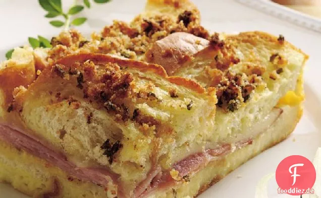 Schinken-und Schweizer-Brunch-Backen
