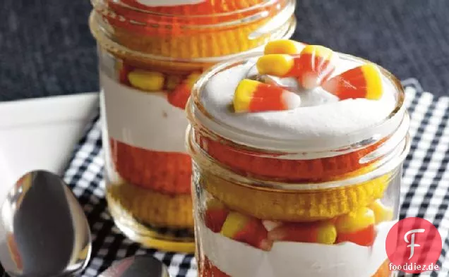 Candy Corn Cupcakes Kleinigkeiten