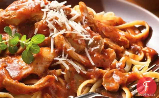 Slow-Cooker Huhn Cacciatore mit Linguine