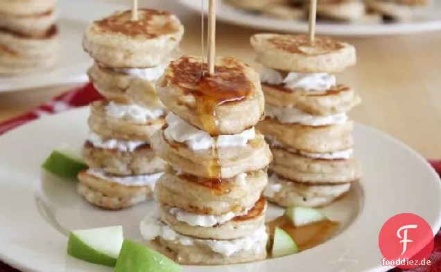 Mini Apfelkuchen Pfannkuchen Kabobs
