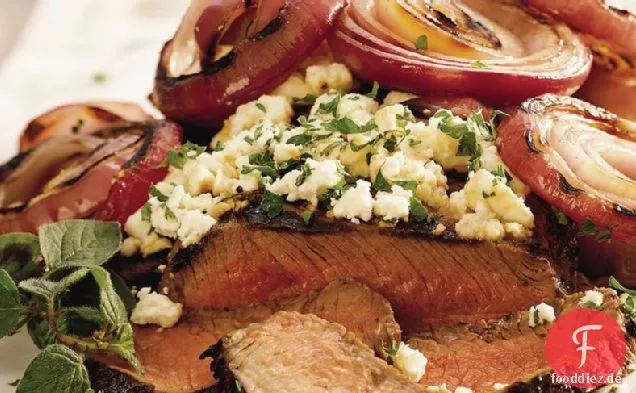 Gegrilltes Steak mit Feta