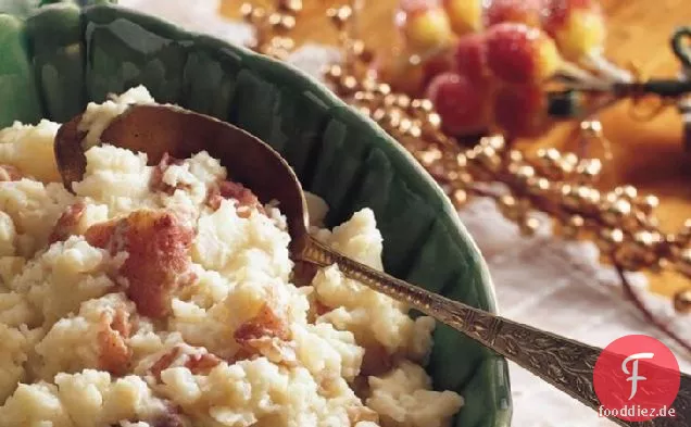 Zertrümmerte Rote Kartoffeln mit Gorgonzola-Käse