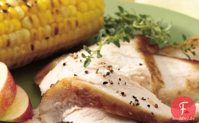 Gegrillte Putenbrust mit Honig-Apfel-Glasur