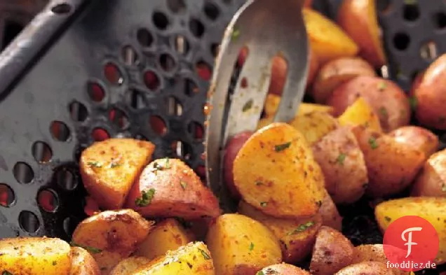 Knoblauch und Kreuzkümmel Neue Kartoffeln