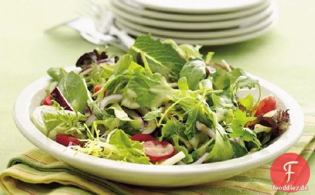 Gemischter Grüner Salat mit Dijon-Vinaigrette