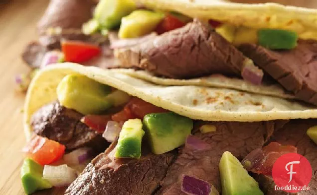 Steak-Tacos mit Avocado-Salsa