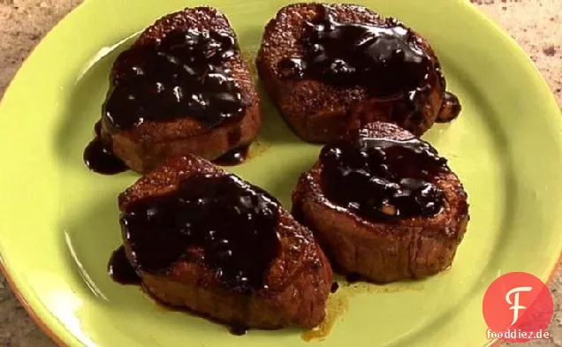 Gegrilltes Steak mit Balsamico-Teriyaki-Sauce