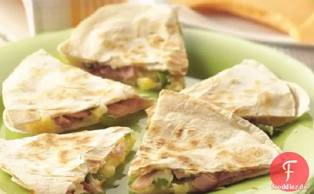 Hawaiianische Quesadillas