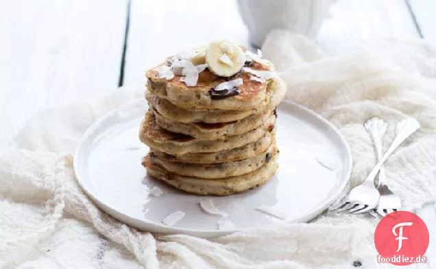 Dunkle Schokolade Kokosnuss Banane Brot Pfannkuchen