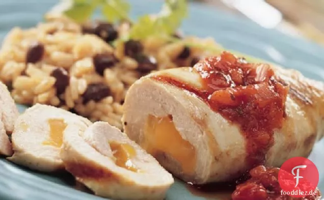 Gegrillte Cheddar-gefüllte Hähnchenbrust