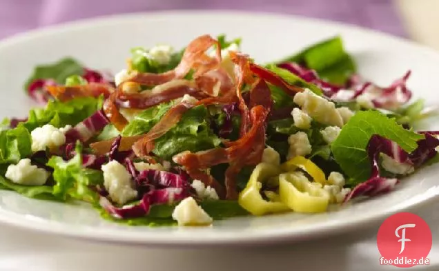 Greens mit Prosciutto, Gorgonzola und Pepperoncini
