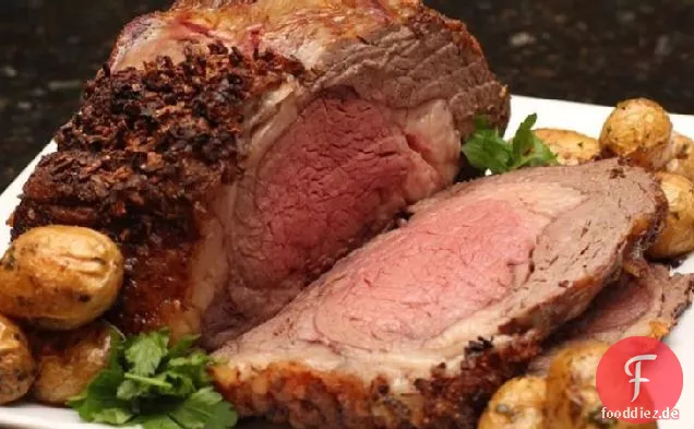 Zwiebel-verkrustetes Rindfleisch Prime Rib Roast