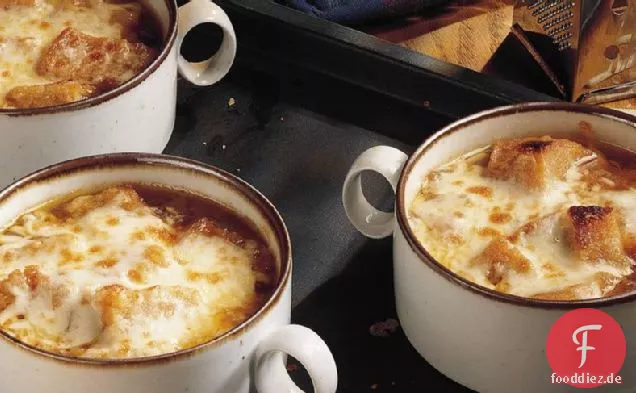 Goldene Zwiebelsuppe