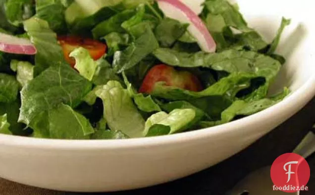 Romaine Salat mit Avocado-Limetten-Vinaigrette