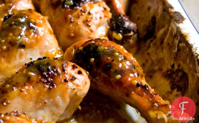 Klebrige Senf Huhn Drumsticks
