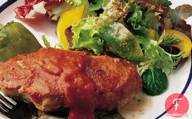 Gegrilltes kreolisches Schweinefleisch und Paprika