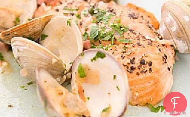 Schwarzer Pfeffer-verkrusteter Lachs