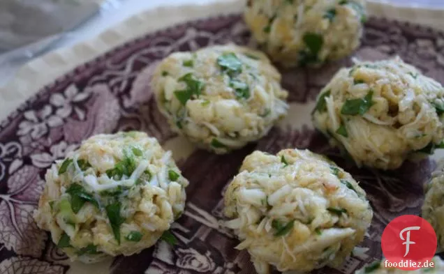 Krabbenkuchen mit Frühlingszwiebeln und Senf