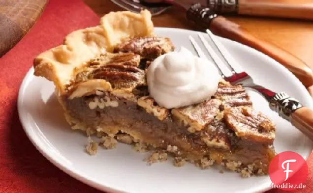 Bourbon Pecan Pie mit Pekannusskruste