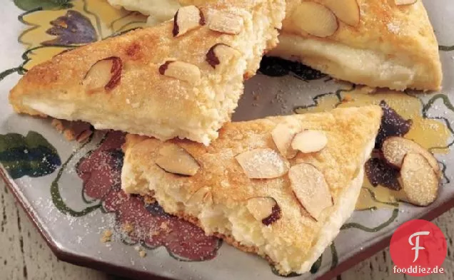 Mandel-Frischkäse-Dreiecke