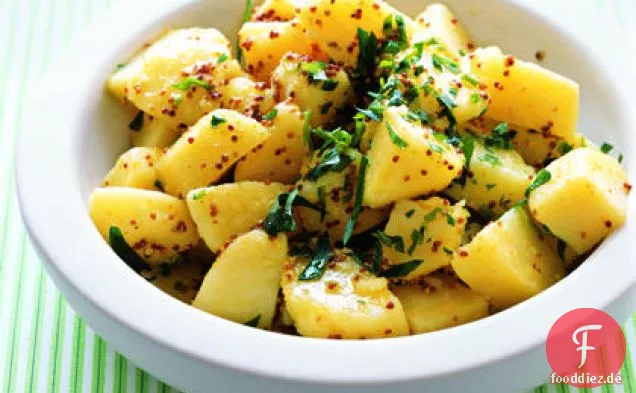 Kartoffelsalat mit körniger Senfvinaigrette