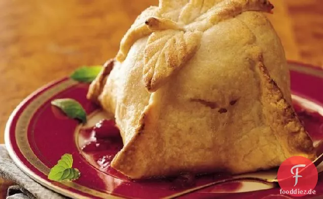 Cranberry-Apfel-Knödel mit purpurroter Sauce